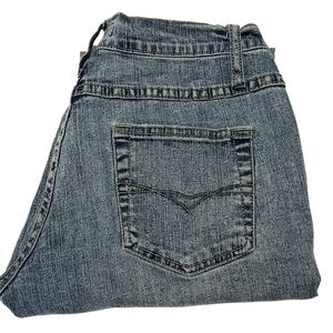 VANILLA STAR Cuffed Capris - Size‎ 5